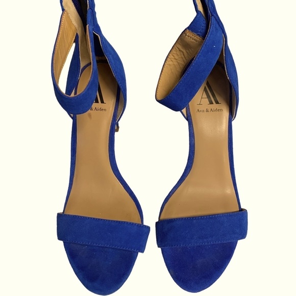 Ava & Aiden Shoes - AVA & AIDEN SUEDE HEELS